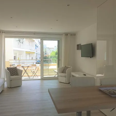 Апартаменты Les Algues